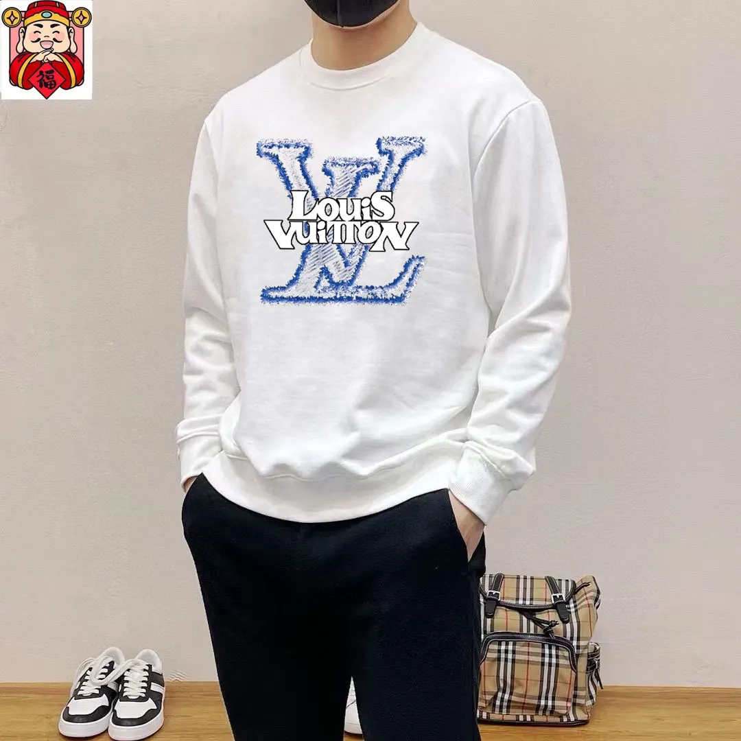 🅿️220 brand [Lv Louis Vuitton] (good news for fat people) 2025ss autumn latest long-sleeved round-neck sweatshirt, on sale simultaneously on the official website. Refreshing and breathable. Made of top Tencel Roman. Comfortable and soft. 3D three-dimensional clarity. Super fashion sense. Great for gifting and keeping for yourself. Size: M-5XL (can wear up to 220 pounds)